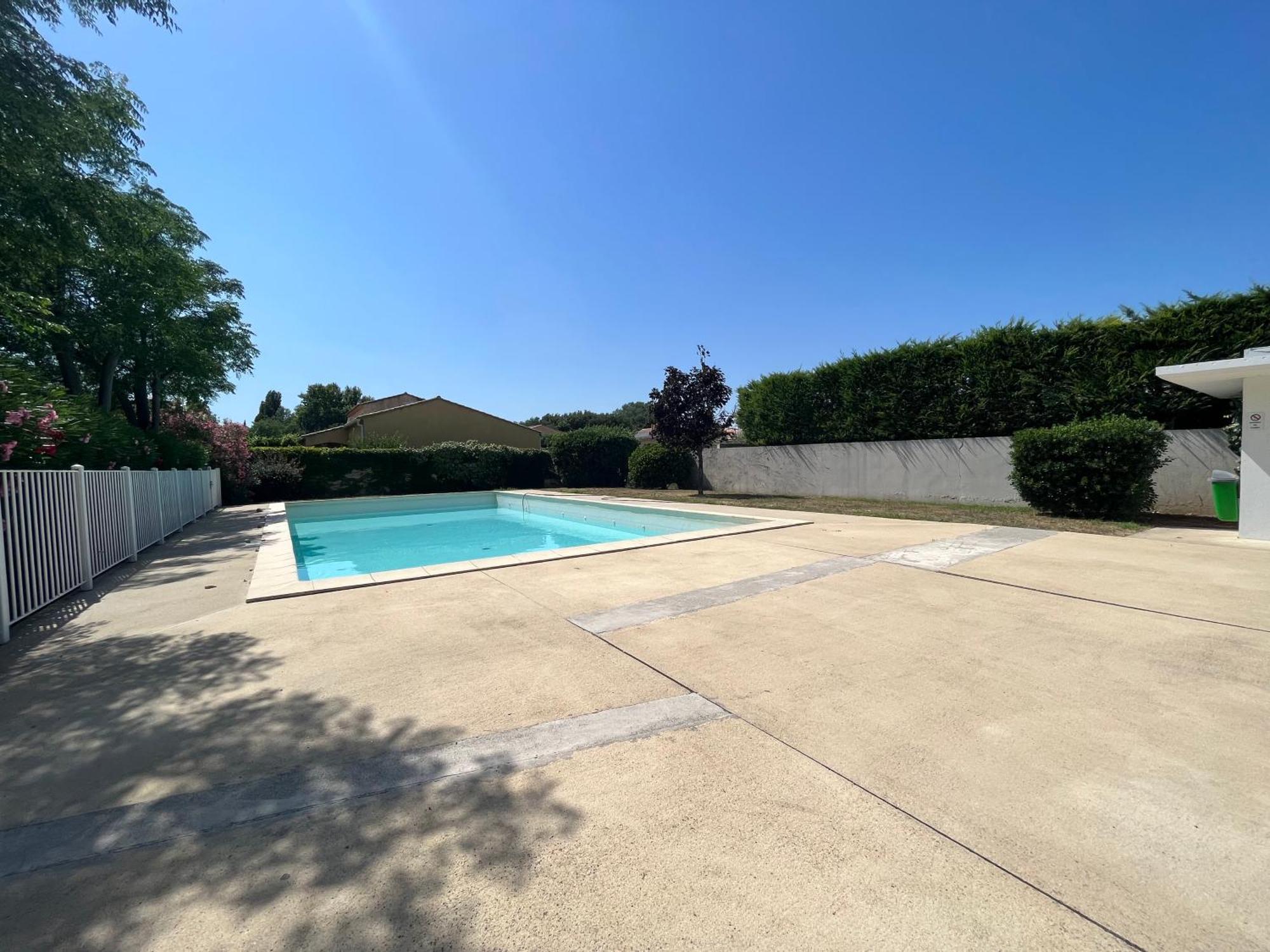 Nouveau - Parking - Piscine - Wifi - L'Eden Avignon Exterior foto